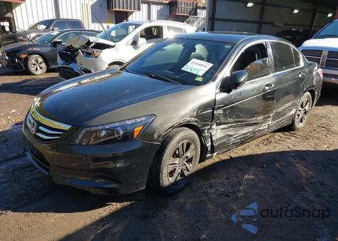 2011 Honda Accord 2.4 Se из США, поврежденный, VIN 1HGCP2F67BA158057